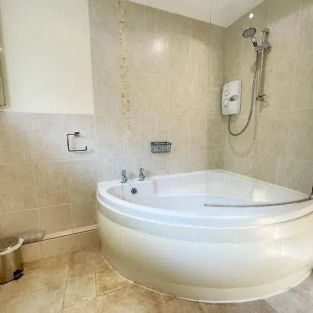 Sunnybank, Bay Holidays Holiday home Port Isaac